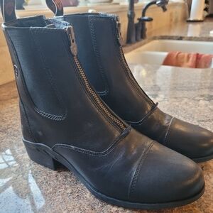 NEW ARIAT Heritage IV Zip Paddock Boot. Sz 8